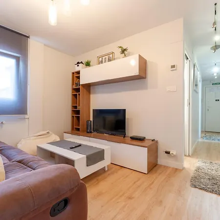 El Pisito Reformado Y Con Ascensor