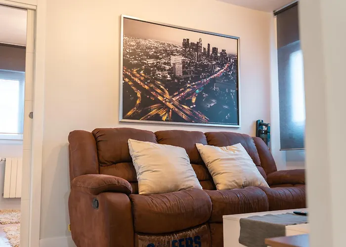 Apartamento El Pisito Reformado Y Con Ascensor *